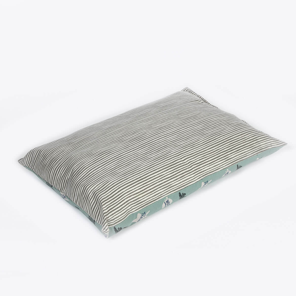 Battersea Playful Dogs Deep Duvet Dog Bed - Image 3
