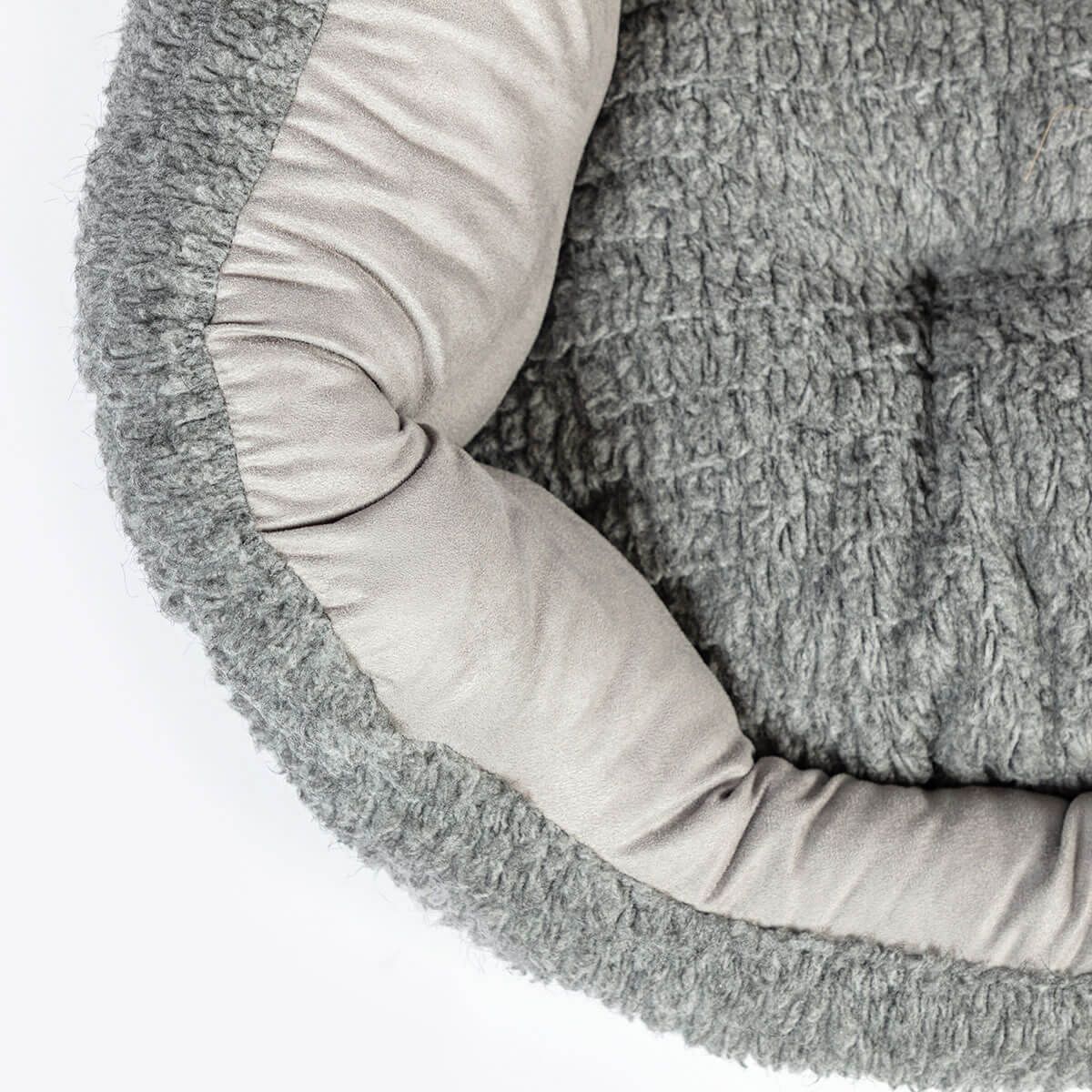 Danish Design Bobble Deluxe Slumber Dog Bed - Image 5