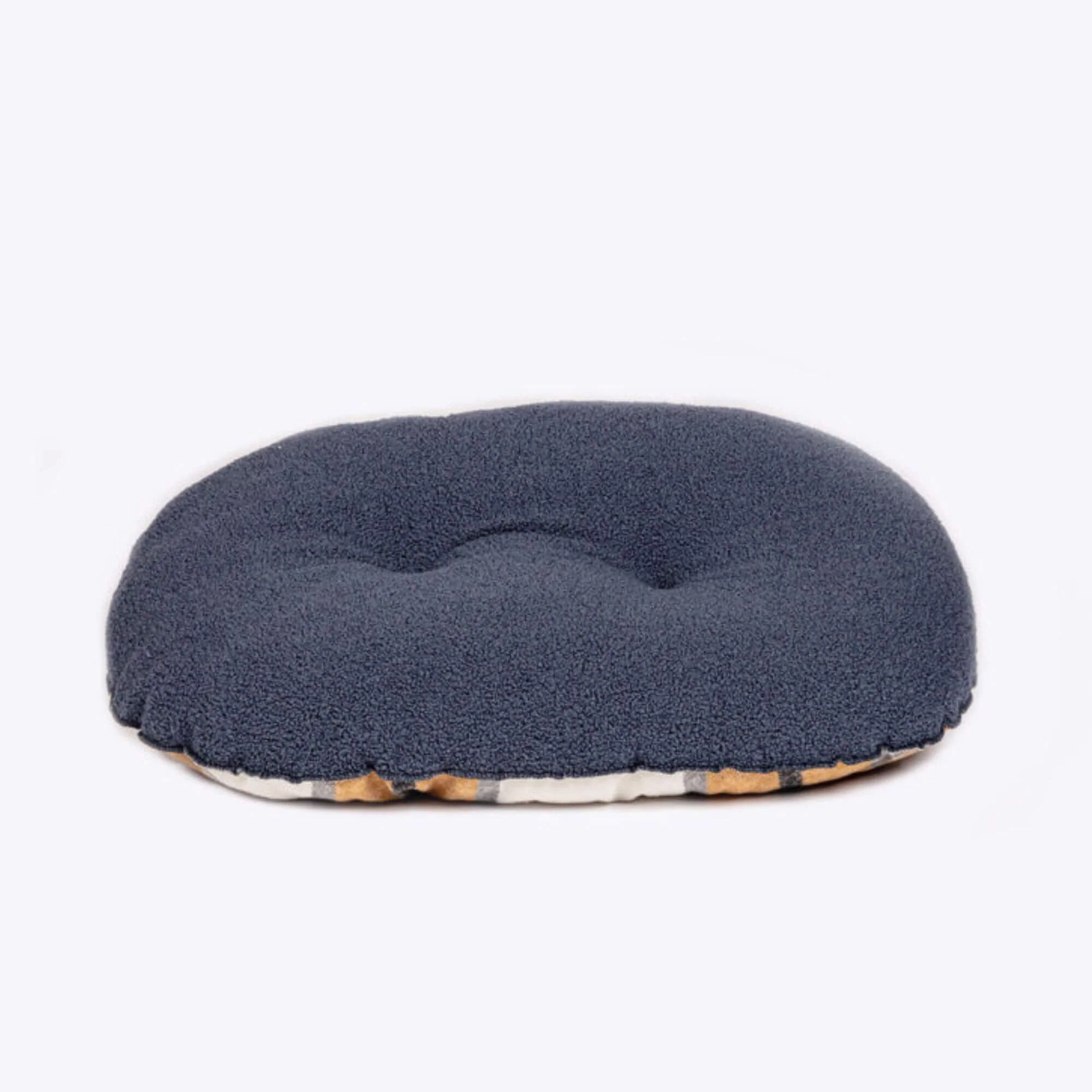 Danish Design Bowmore Quilted Mattress Dog Bed - Image 4