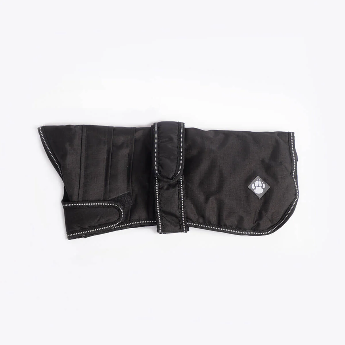 Danish Design Harness Friendly Dog Coat in Black - Image 5