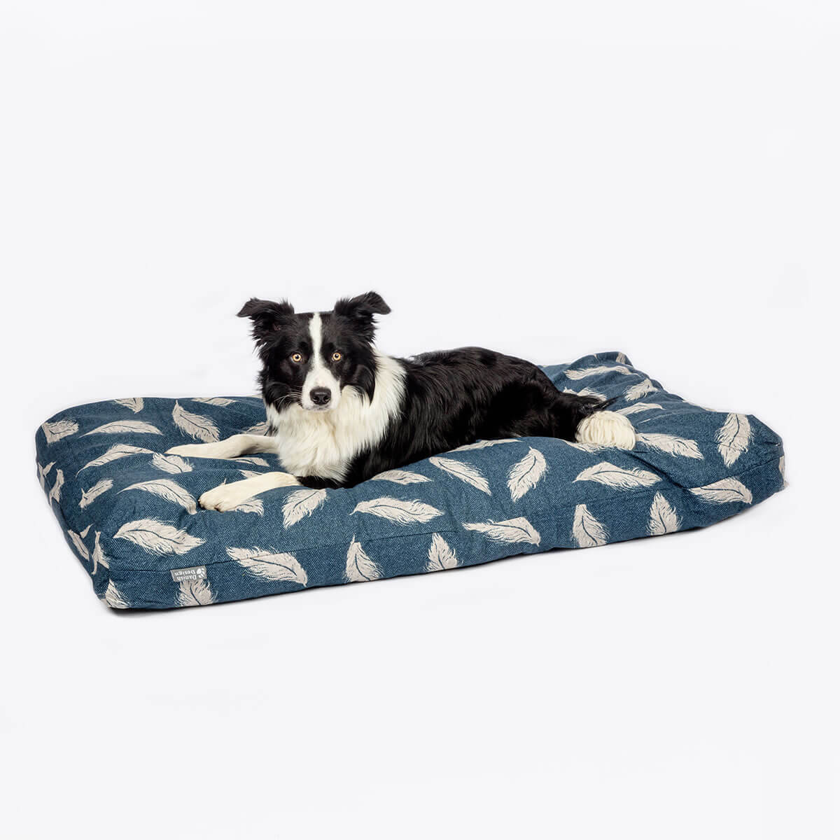 Danish Design Retreat Memory Foam Duvet Dog Bed - Image 9