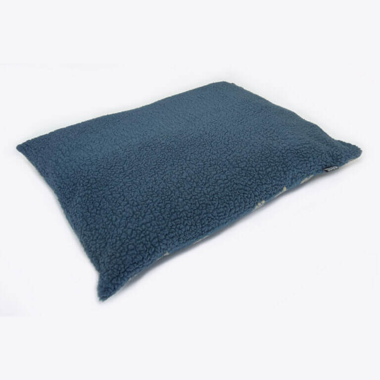 Danish Design Sherpa Fleece Harbour Paw Deep Duvet - Image 3