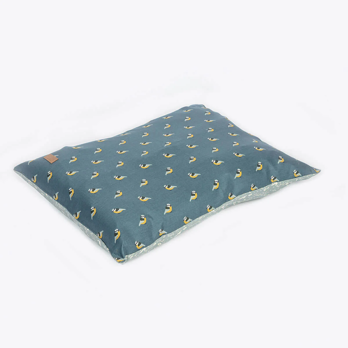 FatFace Flying Birds Deep Duvet Dog Bed - Image 3