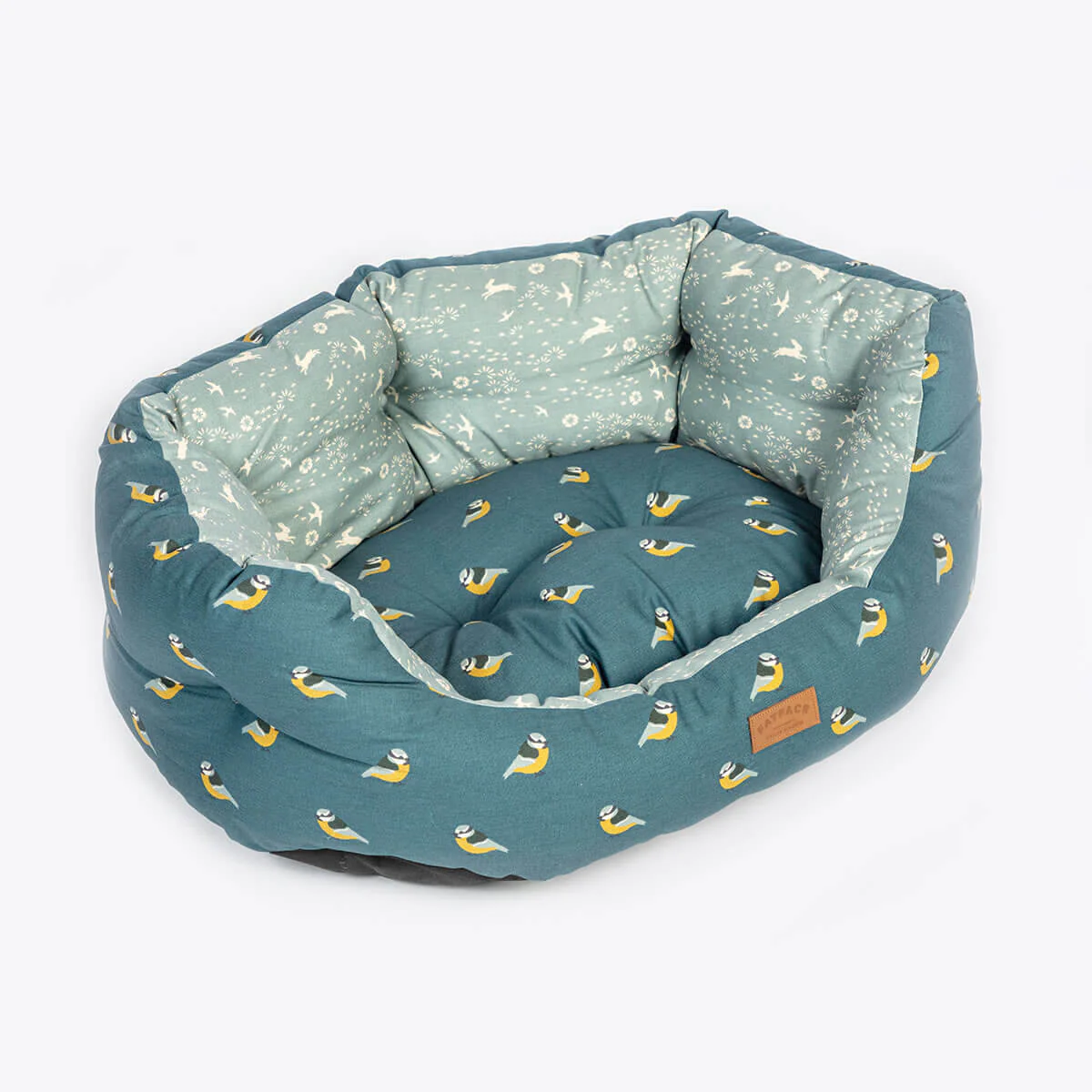 FatFace Flying Birds Deluxe Slumber Dog Bed - Image 4