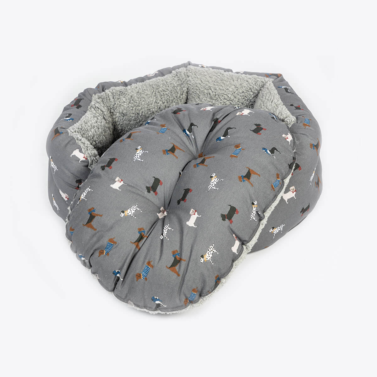 FatFace Marching Dogs Deluxe Slumber Dog Bed - Image 4