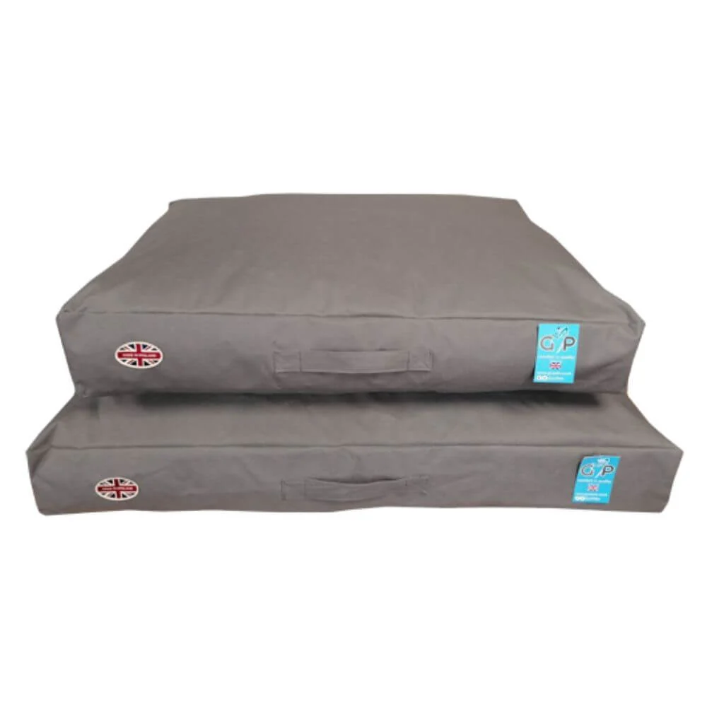 Gor Pets Waterproof Outdoor Sleeper Dog Bed - Various Colours - Image 3
