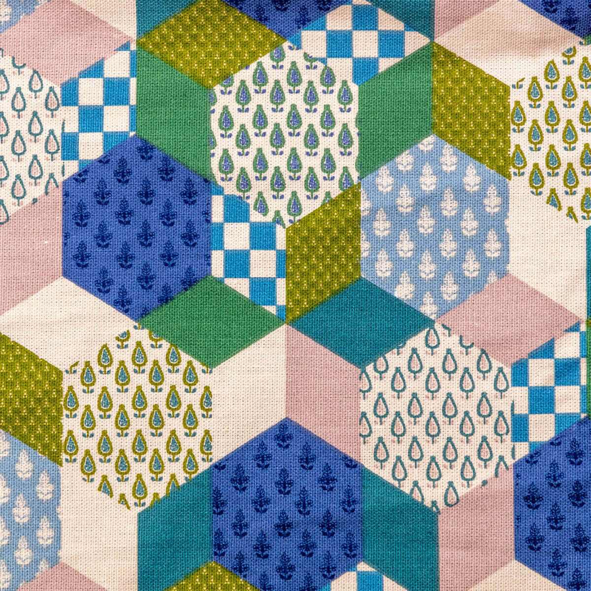 Laura Ashley Thistle Patchwork Duvet Dog Bed - Image 5