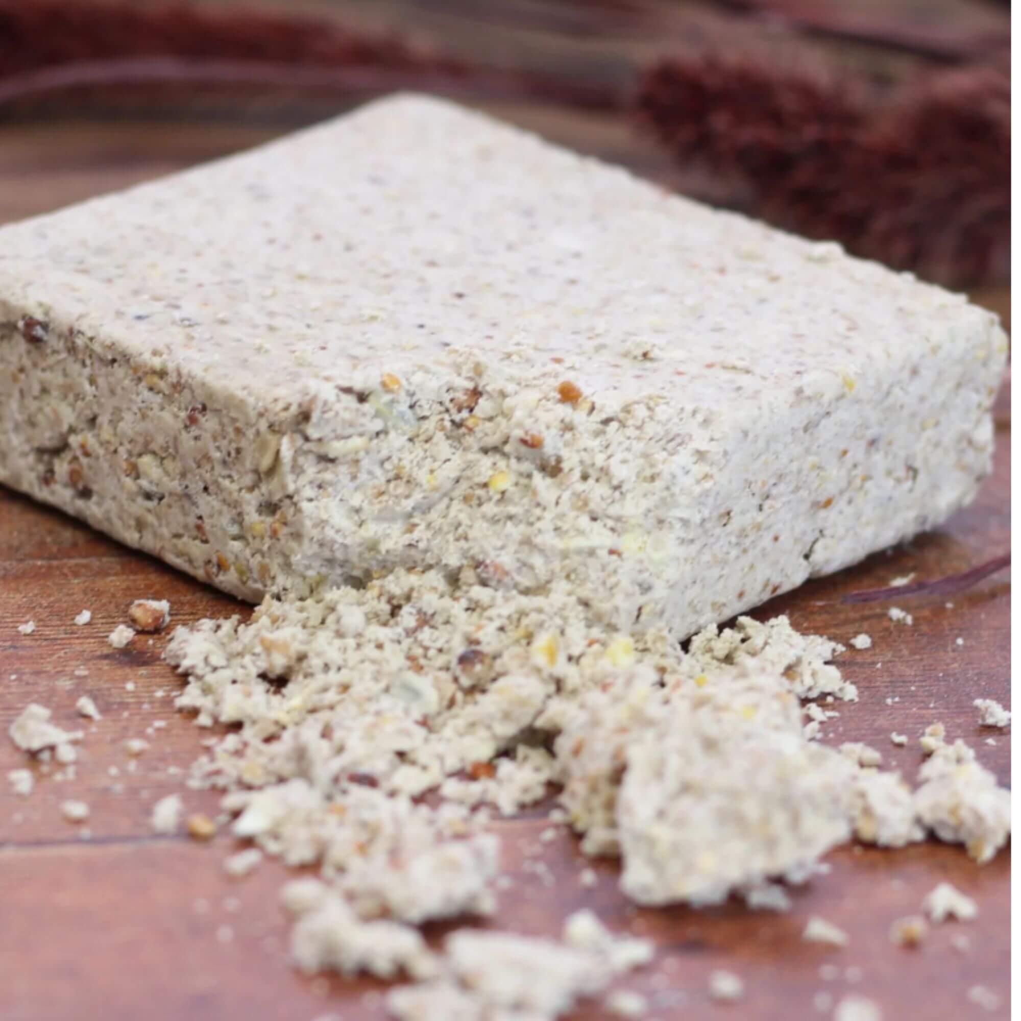 Peckish Complete All Seasons Suet Cake 12 x 300g - Image 3