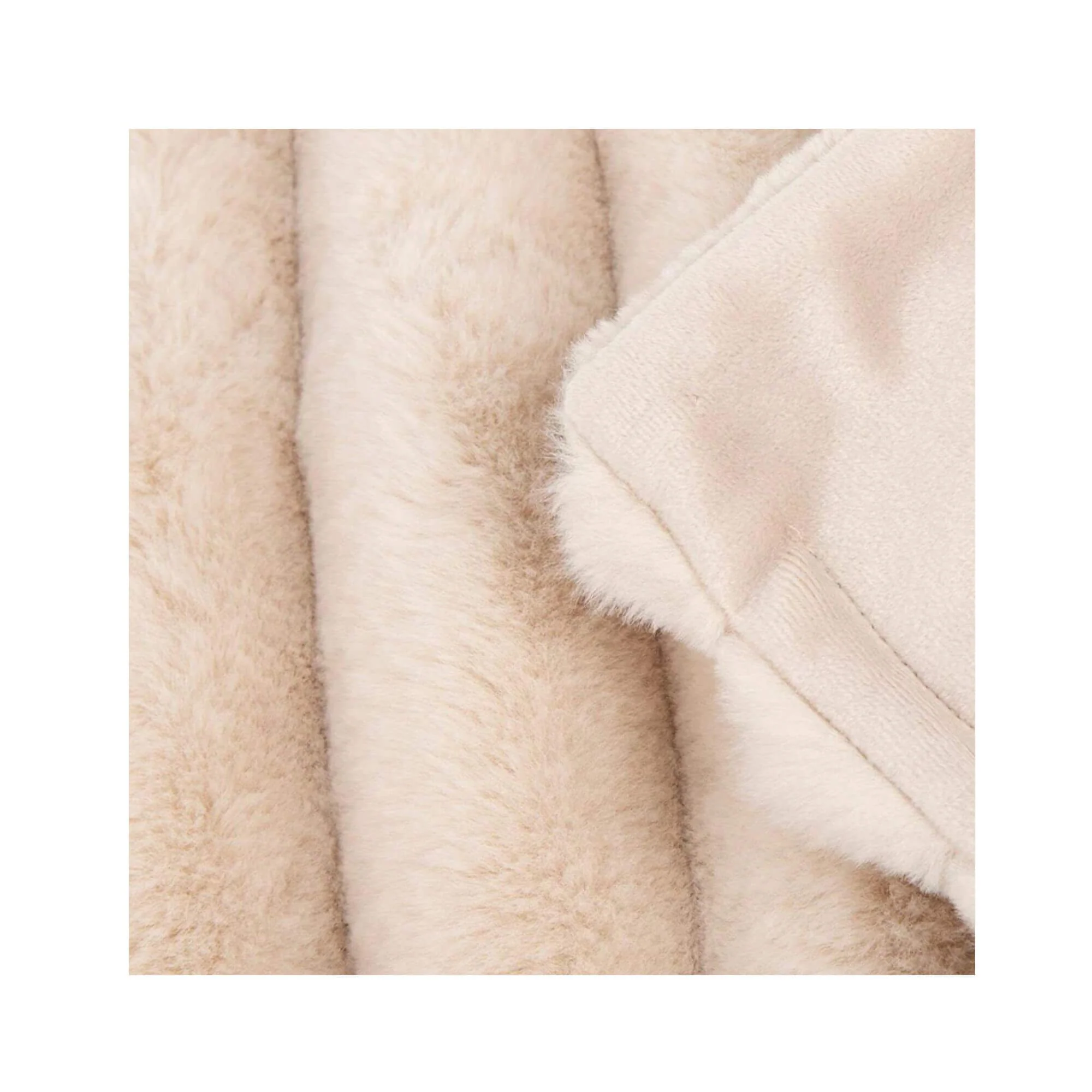 Scruffs Aspen Faux Fur Pet Blanket - Image 5