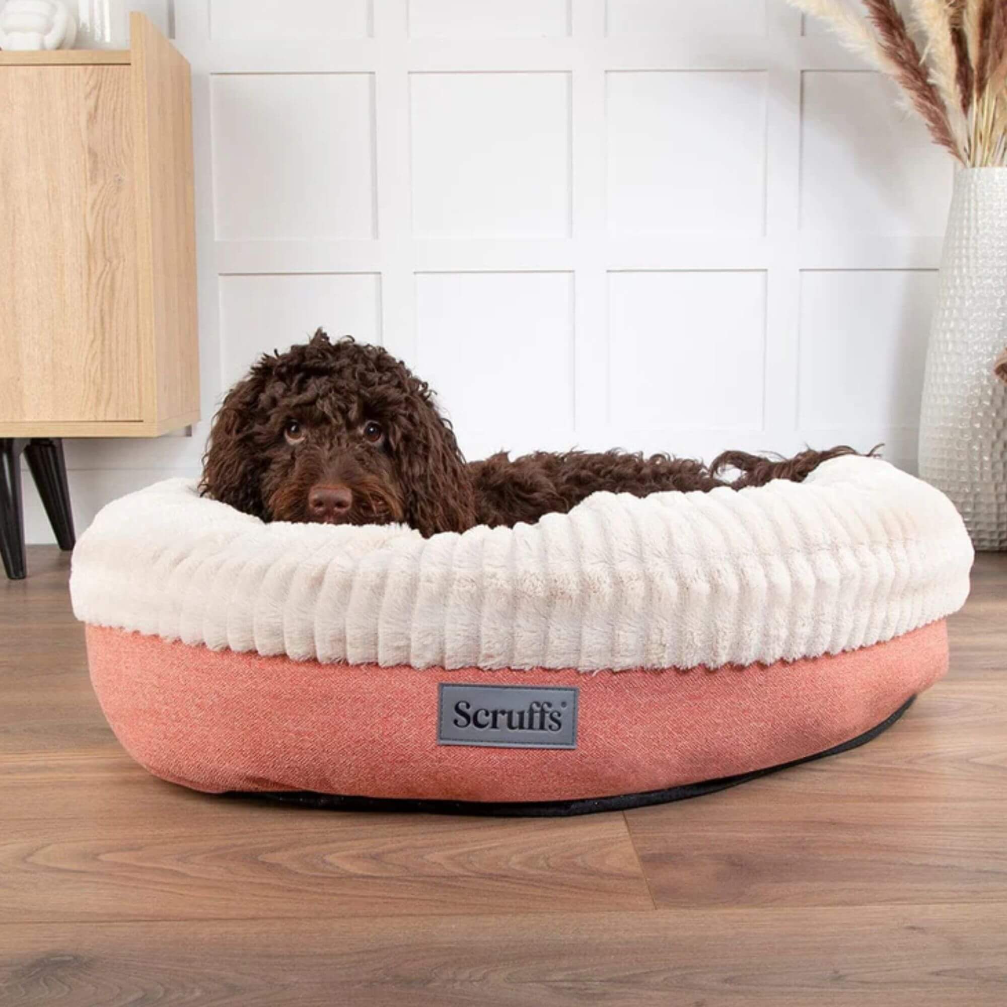 Scruffs Ellen Donut Pet Bed - Image 5
