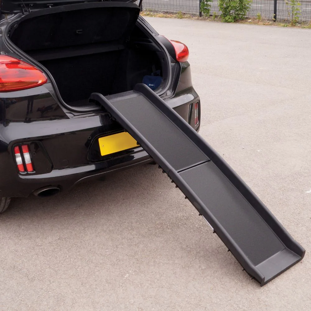 St Helens Home & Garden Folding Dog Car Ramp - Image 3